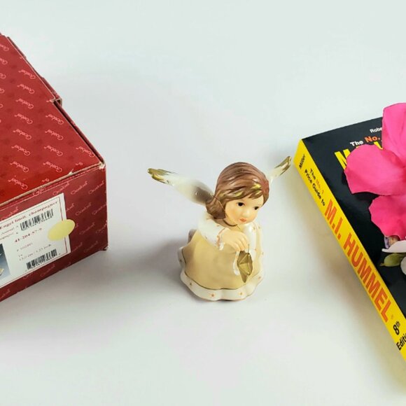 Hummel Figurine -TMK 8 - Angelic Wishes 2008 Annual- North American Exclusive - Picture 2 of 10